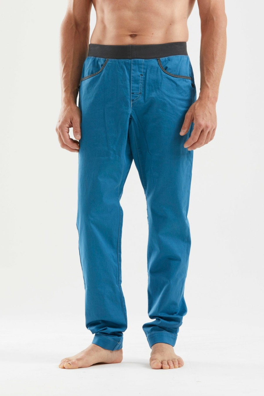 E9 Uccio Pantalones